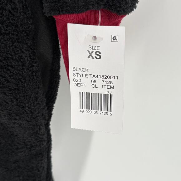 Harry Potter Gryffindor Hooded one piece Pajama - Picture 3 of 7